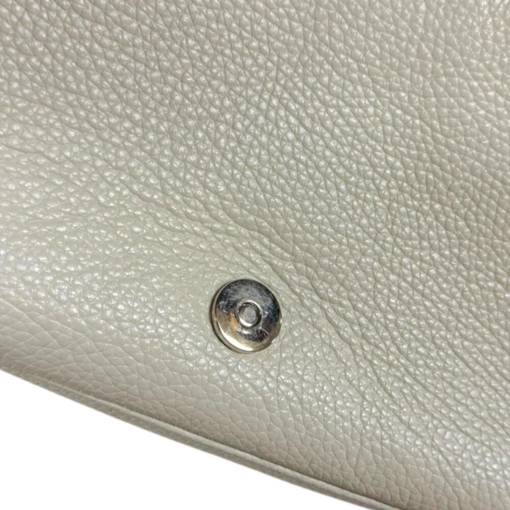 GUCCI White Leather Shoulder Bag - Picture 9 of 13